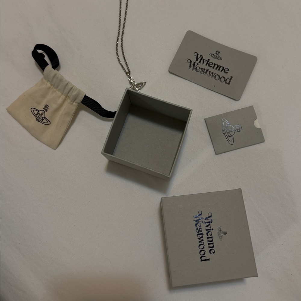 Vivienne Westwood Mini Bas Relief Pendant Necklace (Silver)